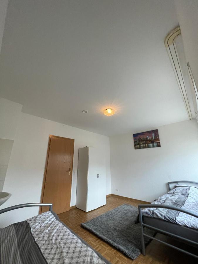 1 Zimmer Fuer 2 Personen Bruchsal Ruhige Lage エクステリア 写真